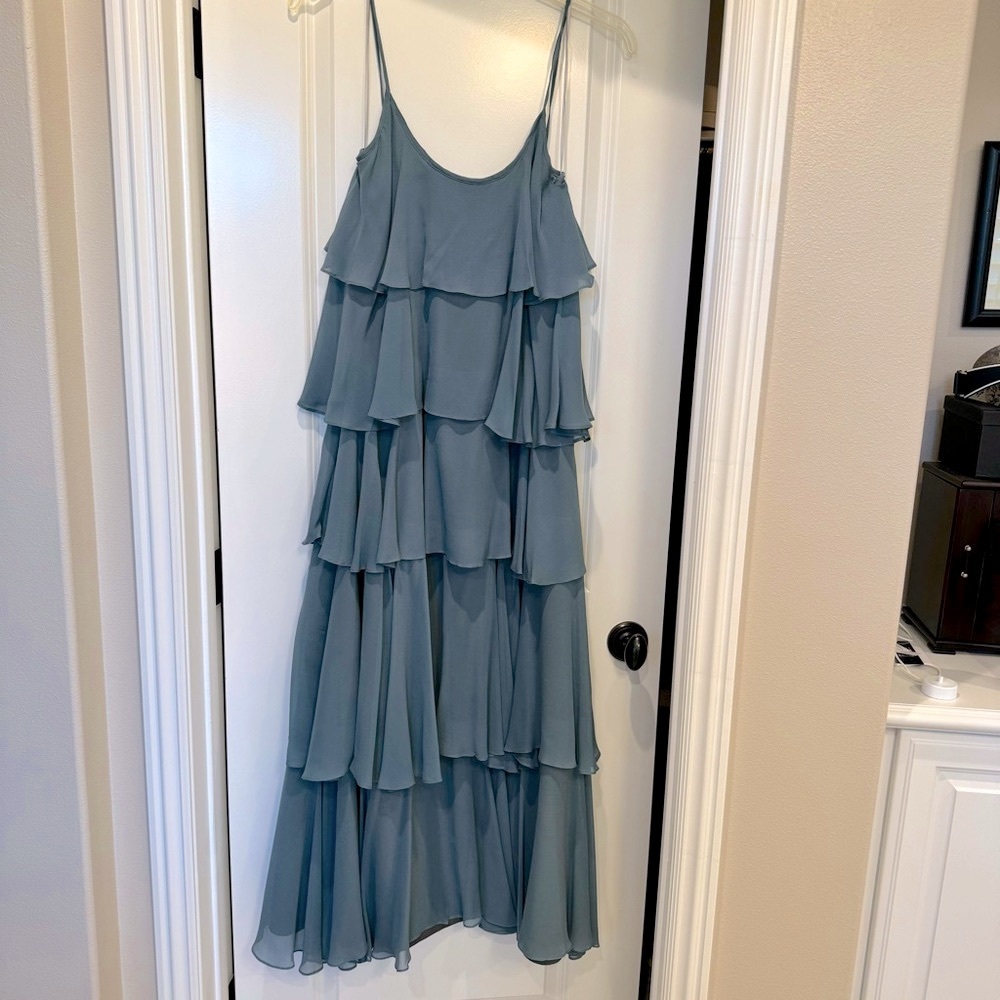 Paper Crown Tiered Ruffled Maxi Dress. Size M - Picture 2 of 10